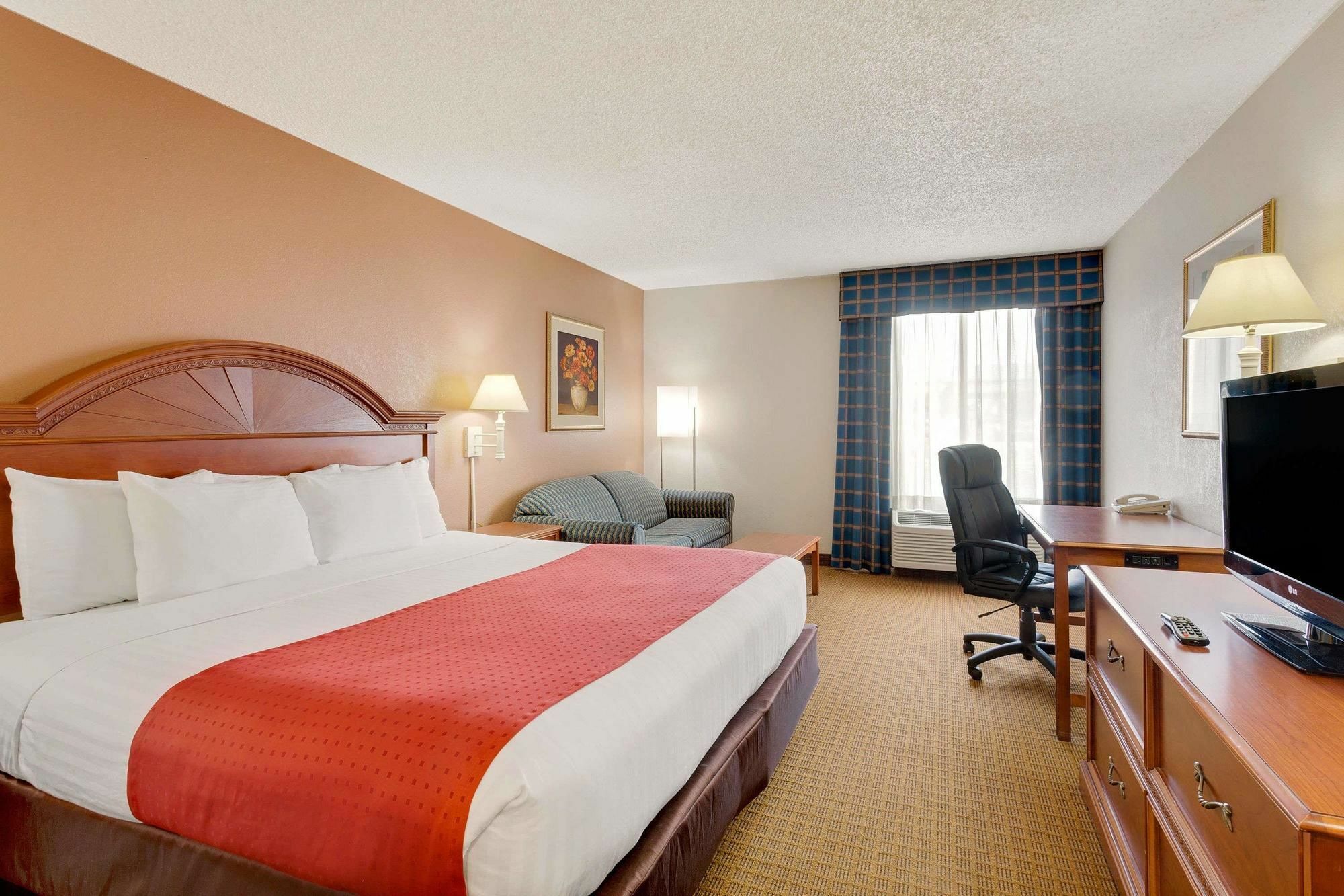 Ramada By Wyndham Provo Hotel Exterior photo